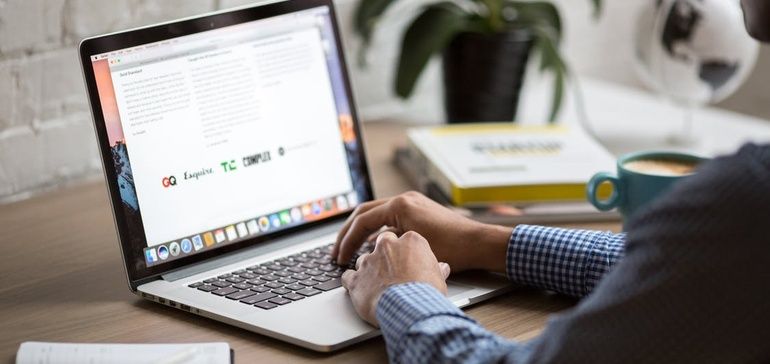 Allgo_Social's tweet photo. Looking to boost your marketing campaign? Email marketing delivers four times higher ROI than other digital channels. Follow the link to learn how to convince followers to join your mailing list.
#SocialMediaTips #SocialMediaAdvice #EmailMarketing 
https://t.co/UnE7pfePYl https://t.co/JpwggP9b3D