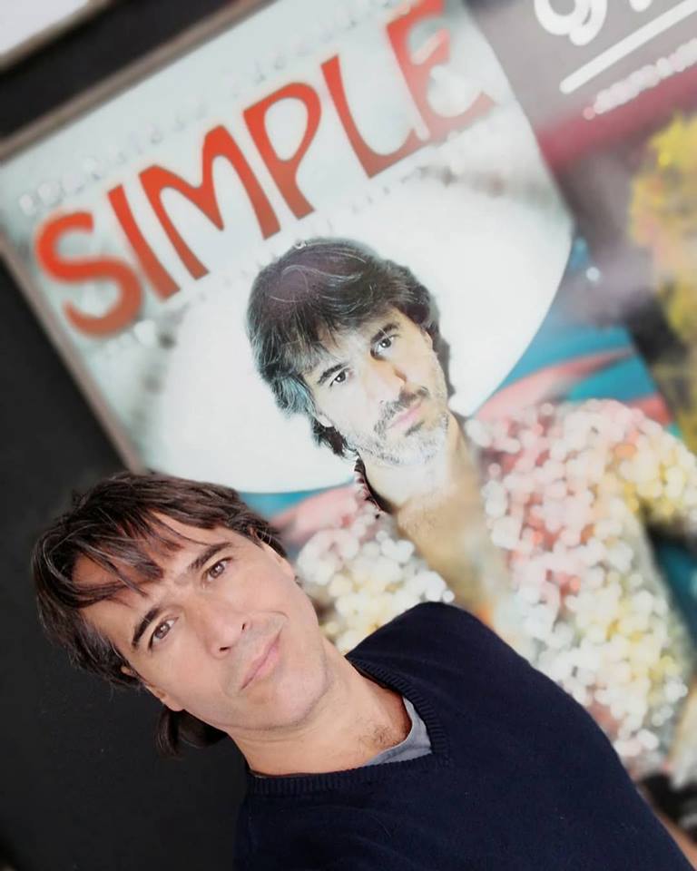 Después de cuatro años de funciones, juego, historias y canciones. Última FUNCION Simple. 19 hs domingo en La Comedia Rodríguez Peña y Santa Fe. Venís?