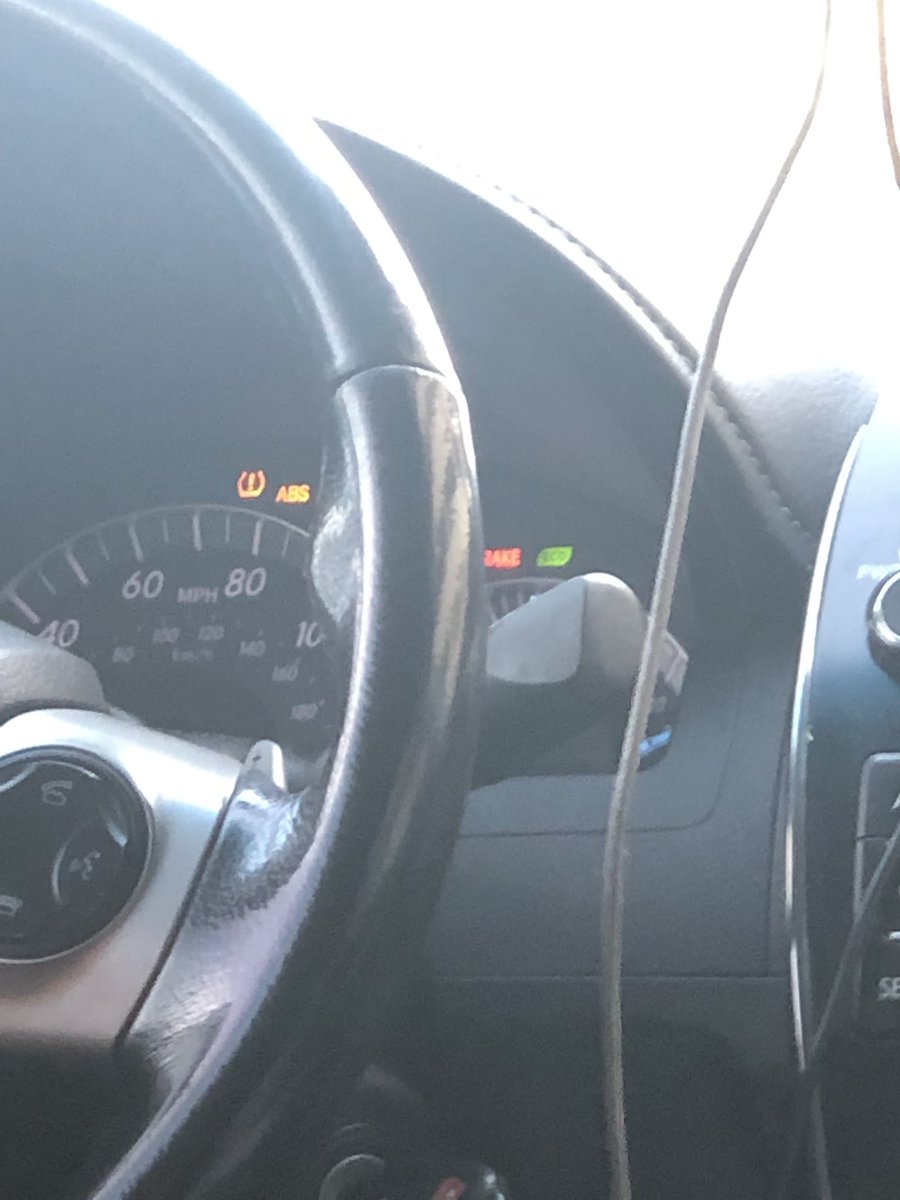 jacquee504's tweet photo. I took an Uber to a meeting today because my car engine light came on and I didn’t want to risk it, and tell me why this dude has almost every fucking light in his car on HSGAJSHJS https://t.co/KU5eBCvYuY