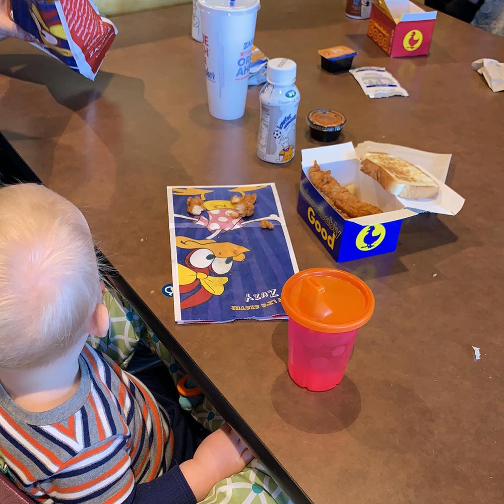 jsscjrdn's tweet photo. We lub fambly night #iearnpointforthis @ZaxbysGarnerNC @getStealz https://t.co/F6AjYYHanc