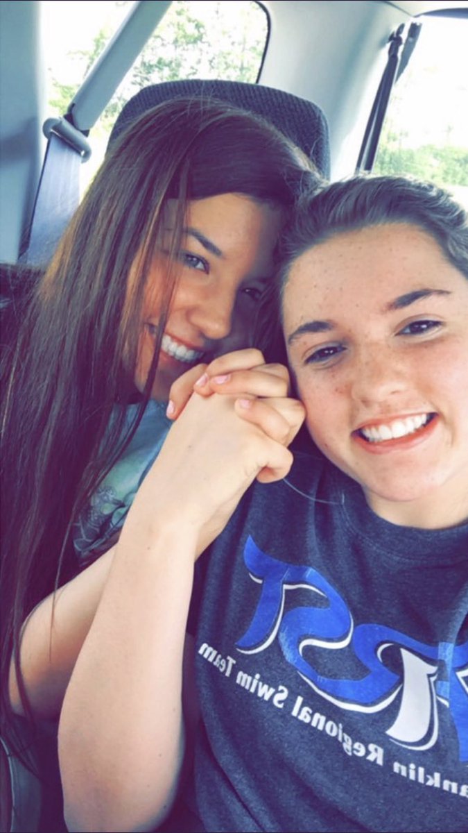sophiereed23's tweet photo. Happy birthday to my fav boy ☺️☺️ @DelphMady miss you so much Maddie Delf, tell the dogs and fam hello for me 😘😘 love uuu💕 https://t.co/4rv5Y9yPrE