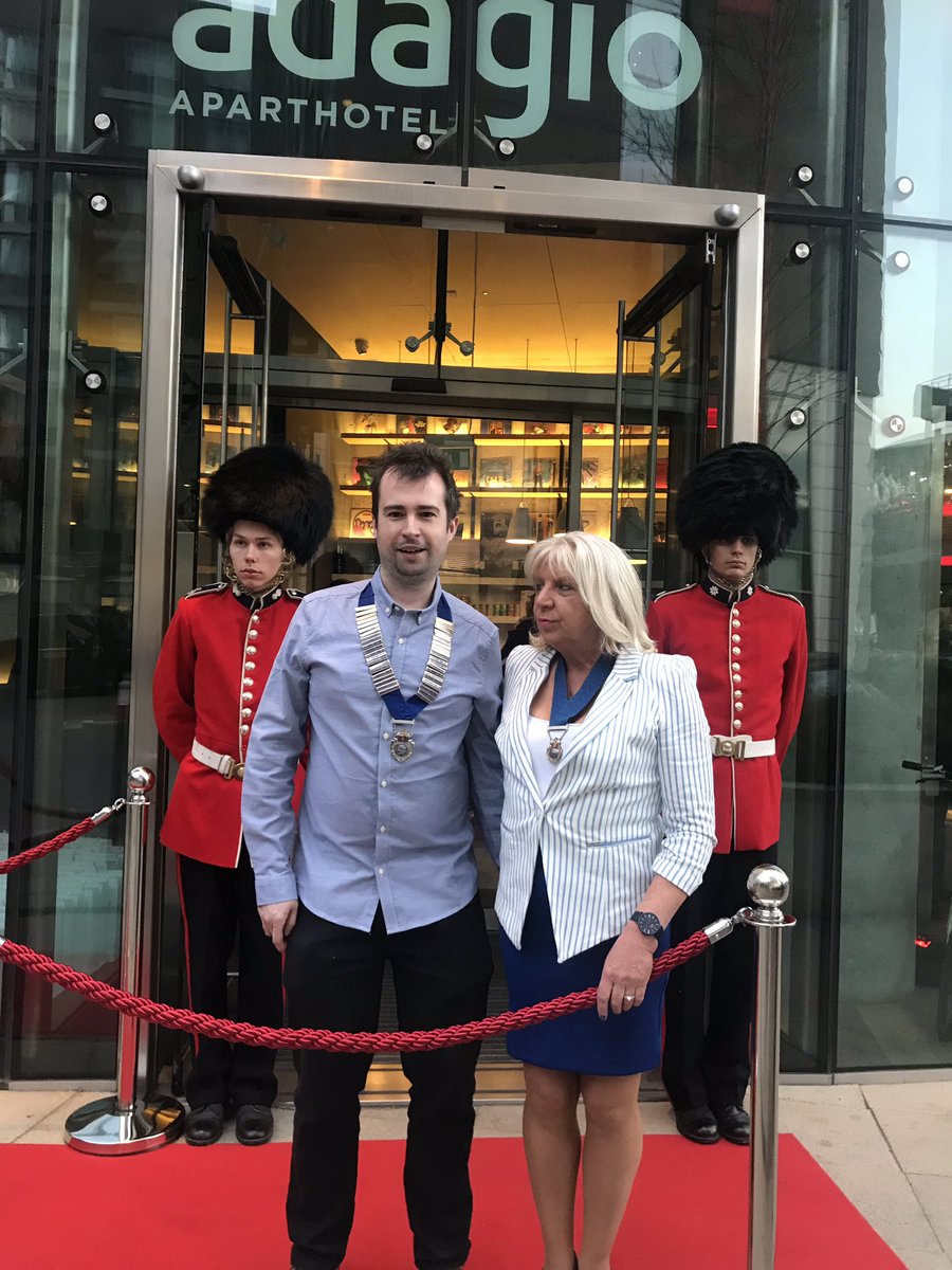 adamitec's tweet photo. Amazing evening at @Adagio_officiel #London #Brentford launch.. amazing beers from Will @ @windsoretonbrew and Gin from Adam (You May know him from the Tele...) @ @NEATgin with @BrentfordChmbr members https://t.co/Aj6kJYylYZ