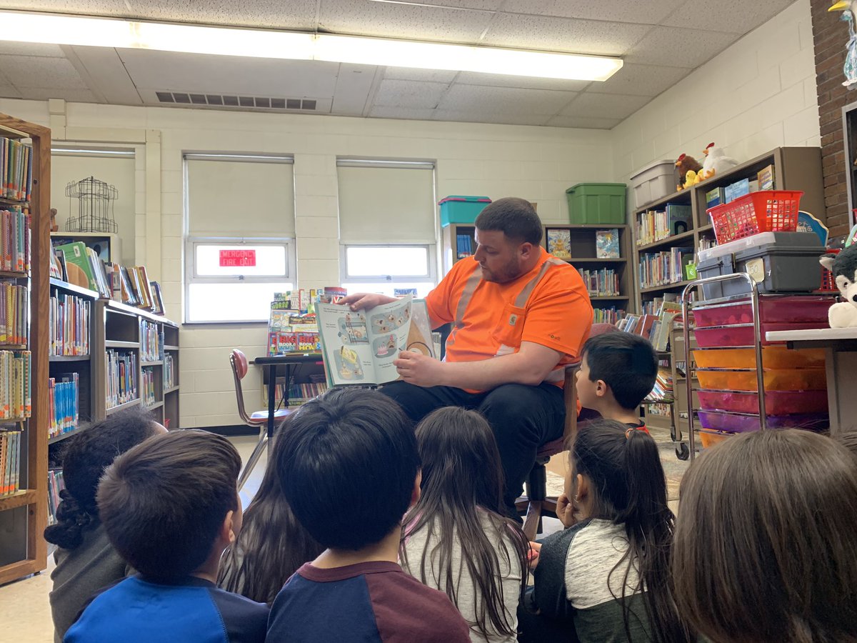 theWorksinFirst's tweet photo. First Graders had a special guest reader in library today. We 🧡 listening to Mr. Byrnes for story time! 📖🥚📚He even taught us the #centralmessage of the story! #thegoodegg #HiawathaPride #everyonelovesagoodbook https://t.co/APrutTxzSc