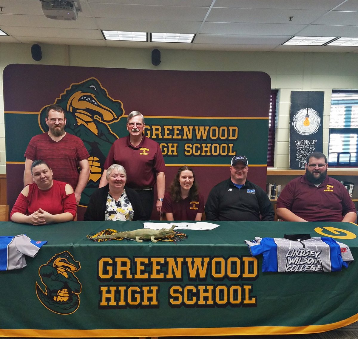 We are happy to announce the official signing of Makayla Potter to LWC Archery. Makayla has been a 5 year member of the Greenwood HS Archery Team. She will join the Blue Raiders in the Fall as a Barebow archer. Please help make her welcome to our program! #LWCArchery #signed