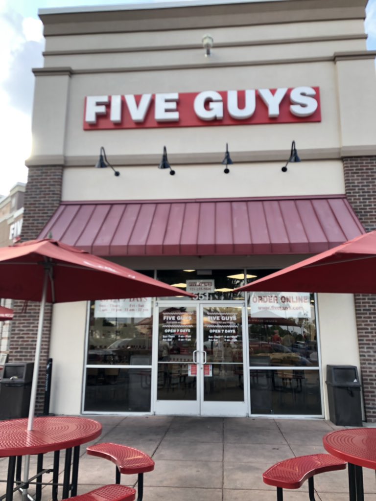 FiveGuysCFL's tweet photo. Waterford Lakes is ready for a great spirit night with Timber Creek High School Band! 10% of all sales until 9PM will be donated back to their organization. Come see us for dinner! #FiveGuysSpiritNight https://t.co/8igmwaO7jS