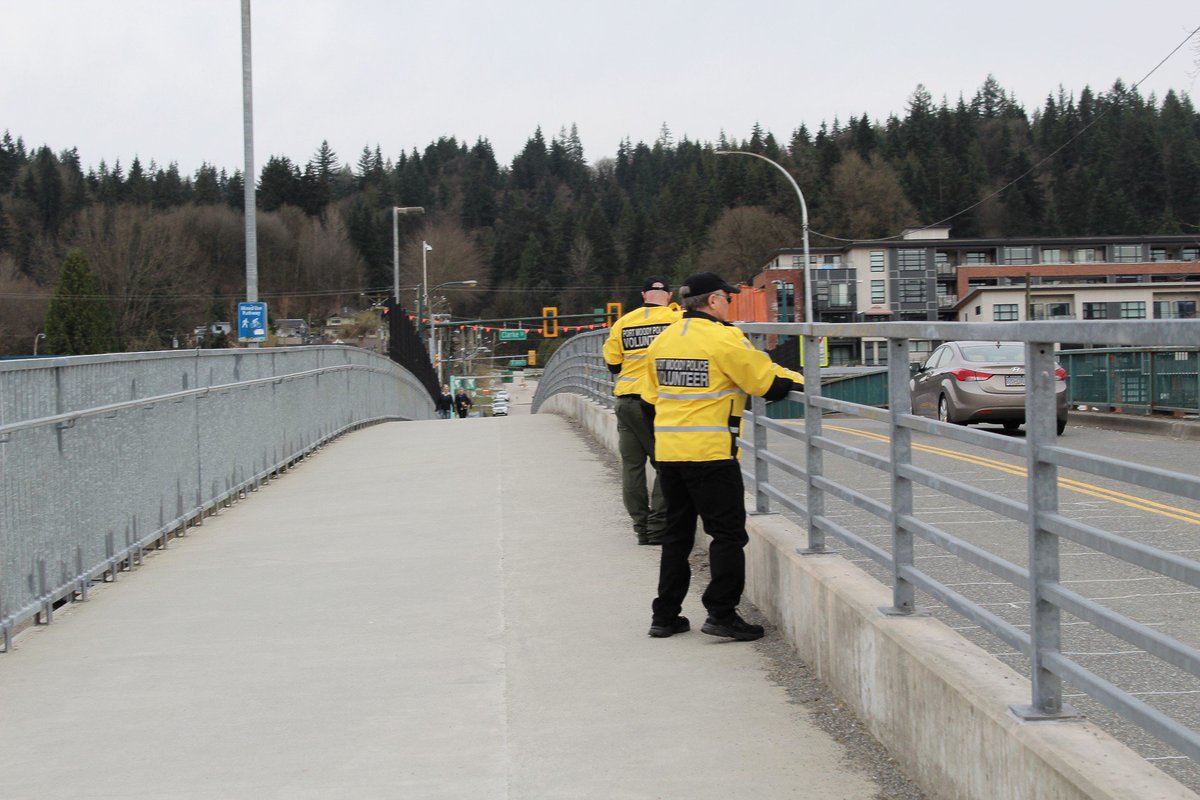 icbc's tweet image. If you were texting &amp;amp; driving near Rocky Point Park, you probably didn't notice us until @PortMoodyPD pulled you over and handed you that ticket. Remember, police &amp;amp; #cellwatch volunteers are cracking down on distracted drivers all month, so keep your #EyesFwdBC!