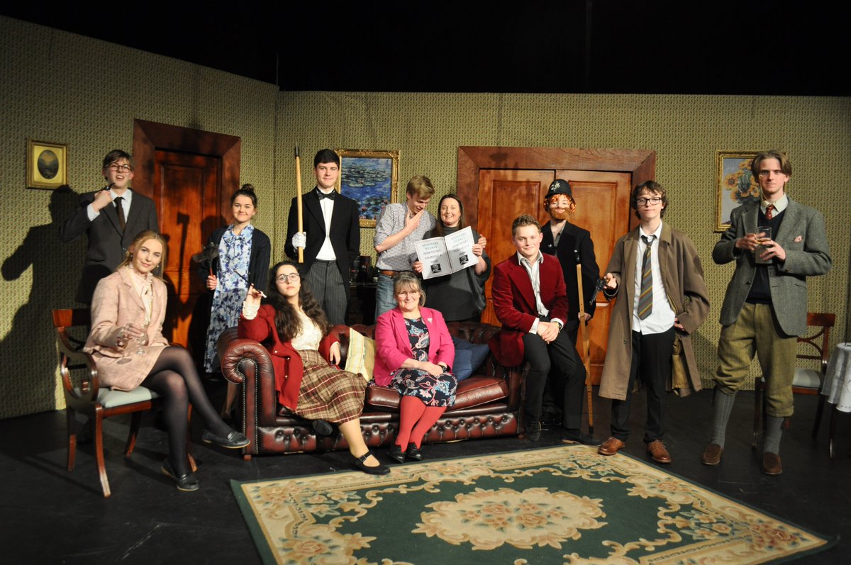 ellesmerecreate's tweet photo. Now the cast of 'Murdered to Death' pack up and next week will be taking the show on tour to the USA, staying at our partner school Tabor Academy - what an amazing opportunity @ellesmerecoll @Artsmarkaward @ArtsAward https://t.co/C1ACSbhwqU