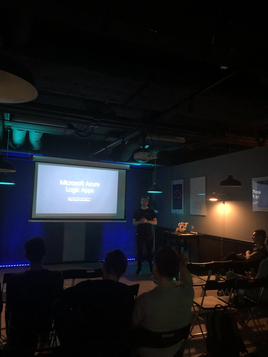 Dzisiaj gościliśmy również <a href="/mtyborowski09/">Marcin Tyborowski</a>, który przedstawił Microsoft Azure Logic Apps - easy way to serverless 💪 Dziękujemy chłopakom z Białegostoku za super spotkanie!