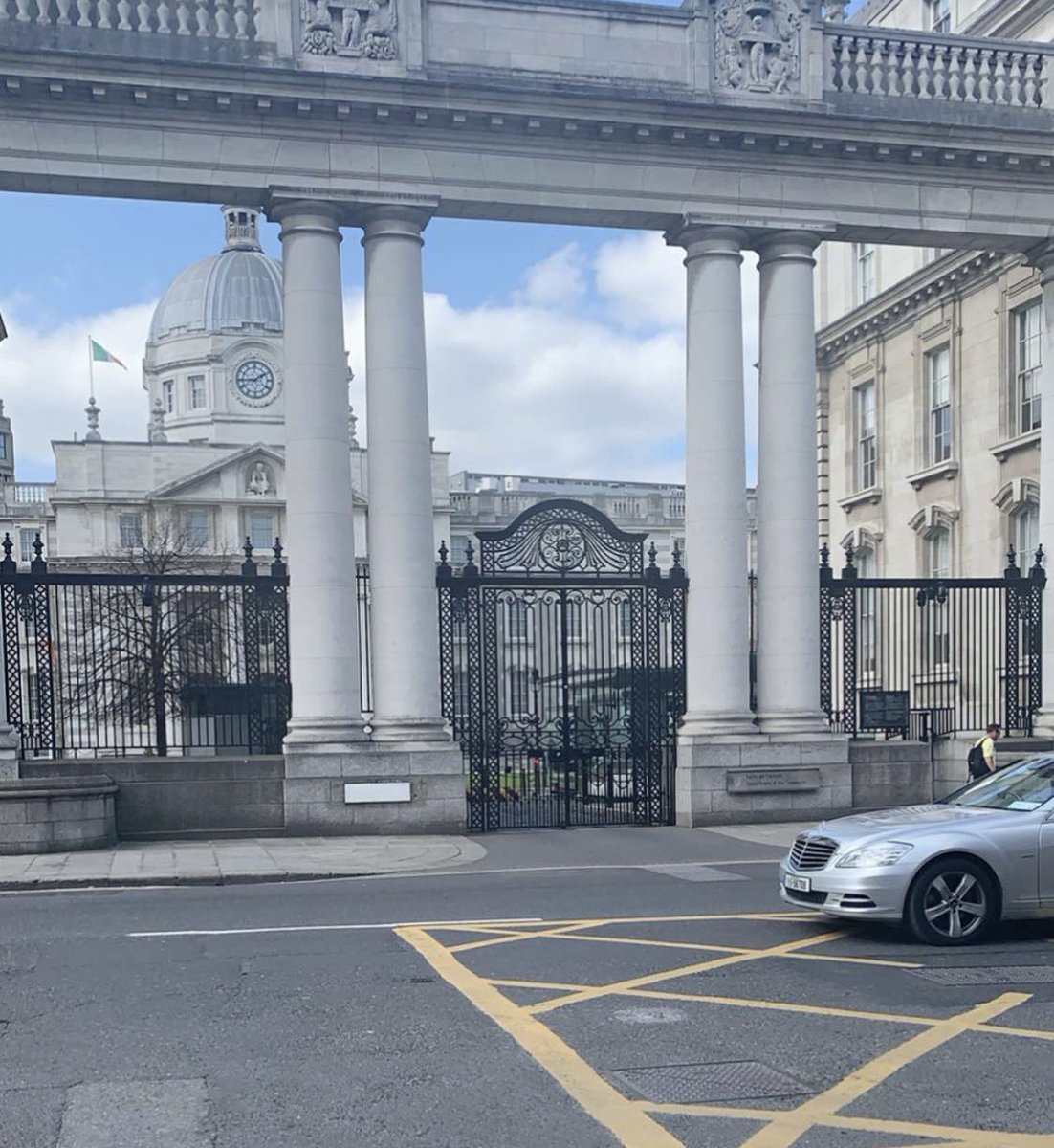 evanalmighty85's tweet photo. Thanks @PatBreen1 and his officials for hosting us today at Government Buildings to discuss Diversity and Inclusion Programs in the workplace. 💛💙👏👏 https://t.co/CPCd7k0rnf