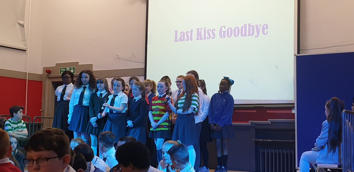 MrsPSmith7's tweet image. Wonderful night showcasing our Learning @StThomasPri All children involved did our community proud in performing.  Thank you to all our support from parents.  #senseoversectarianism