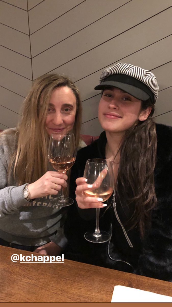 #Foto | Lauren en su historia de Instagram. #2