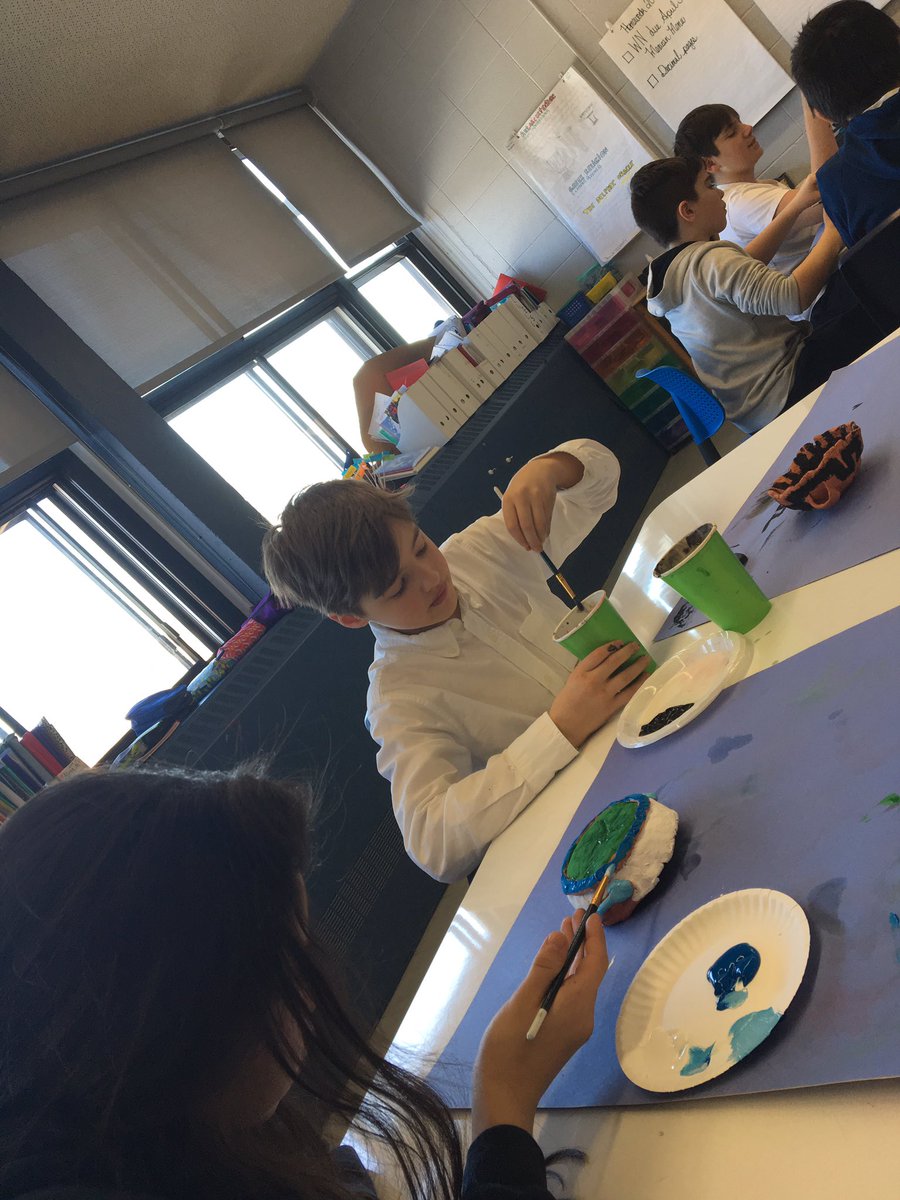 MsJennsClass's tweet photo. Art Lesson—painting our Greek kraters. So great to see a different side to my students. #arteducation #PETlearns https://t.co/1WJRePUYLb
