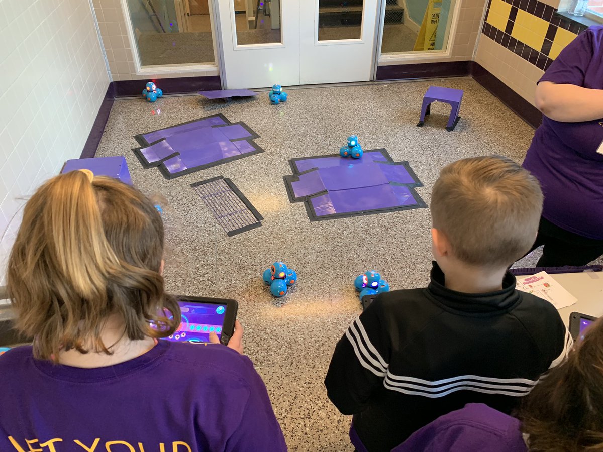 gshulenberger's tweet photo. @GoMounts #EASDcodecon digital playground is giving our families an opportunity to explore @Sphero @WonderWorkshop @cubeletsdigital @LEGO_Education and more! #CSforAll https://t.co/NyoTAVl5HB