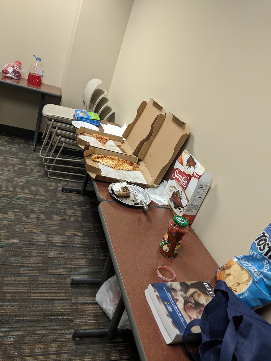 SFLMorrisMN's tweet photo. Additional pictures from last night. #prolife https://t.co/5QXkPaVwKI