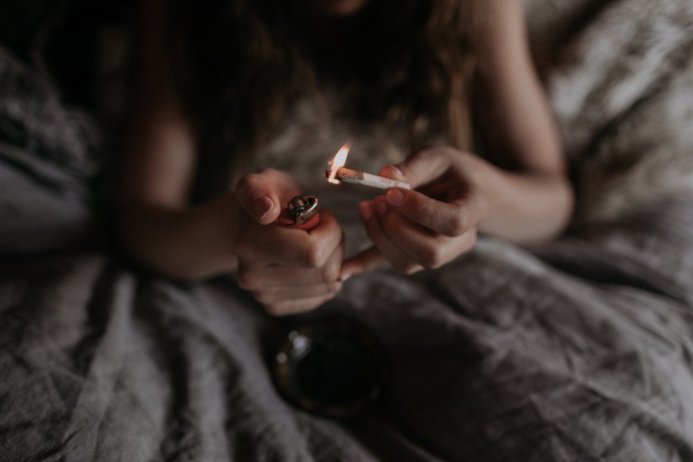 Do you smoke in bed?

#bedsmoking #canadianweed #weed #cannabisinbed #cannabisquestion