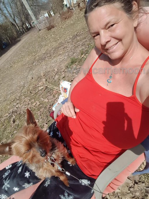 Enjoying this lovely spring weather with max https://t.co/JKGUpNwbq1<a href="/tag/tbt"class="tags"><span>#tbt</span></a><a href="/tag/dazedandcumfuzed"class="tags"><span>#dazedandcumfuzed</span></a><a href="/tag/naughtycanadian"class="tags"><span>#naughtycanadian</span></a>