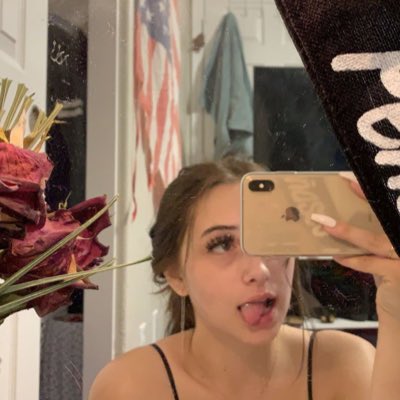 #NewProfilePic https://t.co/Y6H5z2pXGJ<a href="/tag/newprofilepic"class="tags">#NewProfilePic</a>