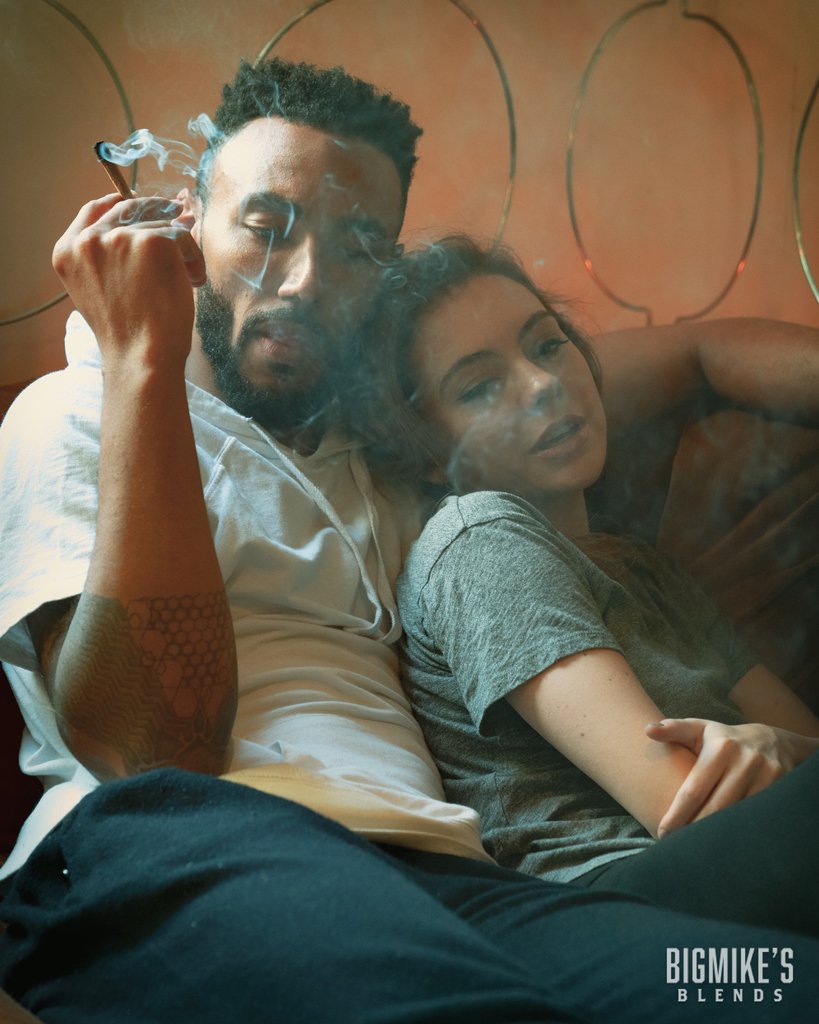 bigmikesblends's tweet photo. #SensualSensations and #MellowMe is the new @netflix and chill. 🤣

How do you enjoy quality time with your special someone? https://t.co/mVxKE2YuPK