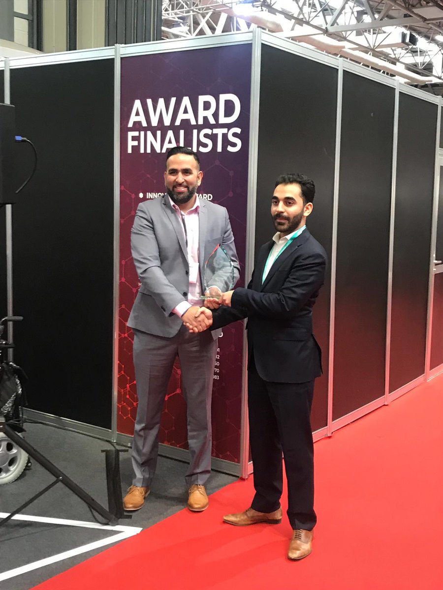 GuyahIan's tweet photo. After a long time deliberating and asking further questions to come out with an overall winner for the #changinglivesawards #naidex45 #Naidex2019 - A massive well done to #Transreport coming out as the overall winner and richly deserved #classofcourage 👍💪🙏 https://t.co/AQmjOWRgVZ