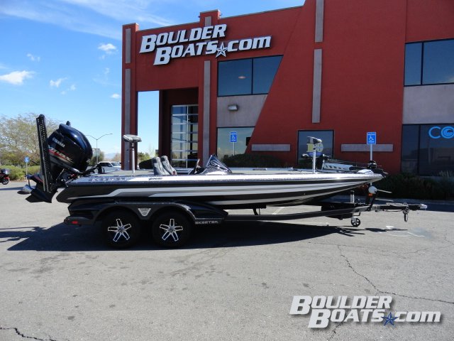 BoulderBoatSale's tweet image. 2018 Skeeter FX21. Low hour boat in "Like New" condition. For complete details on this Skeeter visit: BoulderBoats.com #skeeterboats #boulderboatsfishing #eatsleepfish