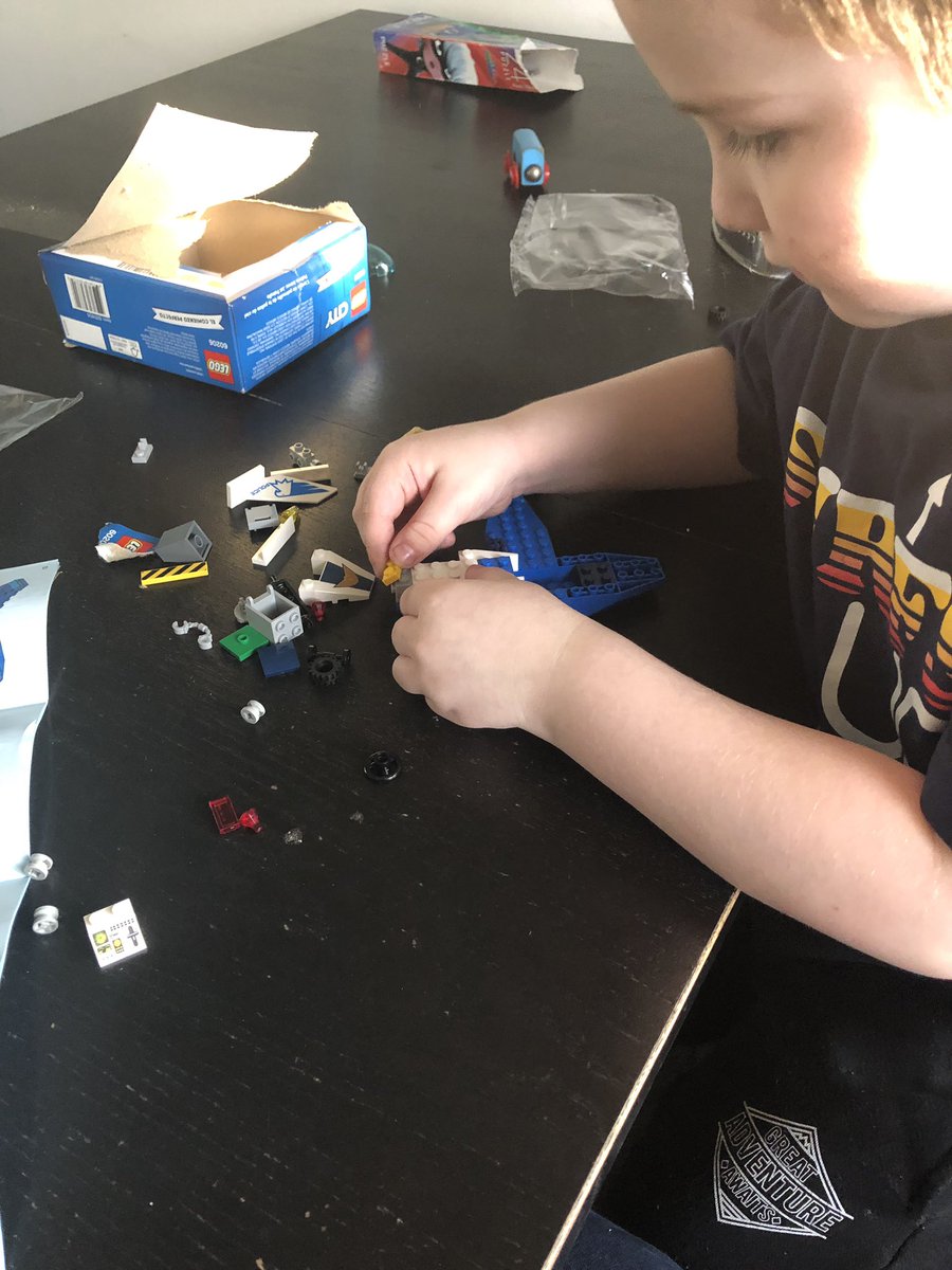 meow173's tweet photo. - waited to get home before he opened his LEGO 
- HE FOLLOWED THE INSTRUCTIONS AND BUILT HIS OWN LEGO SET!! He o lay asked for help from me to make the wheels

What an amazing night! #AutismDoenstEndAtFord #StopThePlan #AutismDoesntEndAtFORD #EnhancementFAIL #onpoli https://t.co/THF8Sep0XN