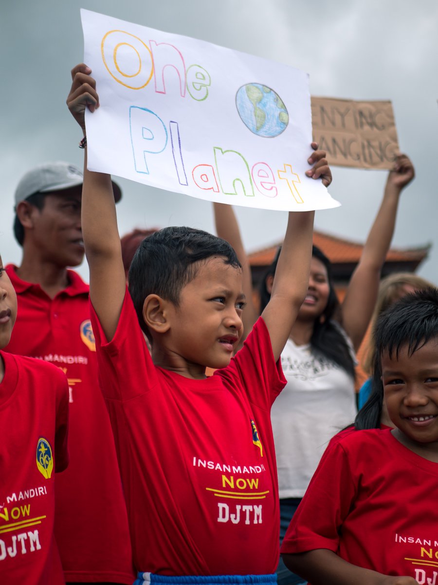 We supported #FridayForFuture from Bali with a school of 179 children. Dear adults, use your power! #climatestrike WHY STUDY FOR A FUTURE, THAT MAY NOT BE THERE?