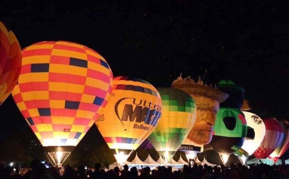 BercutiMakJah's tweet photo. Datang lagi!! 10th Putrajaya International Hot Air Balloon Fiesta 2019!! 🎈 JOMM gaiss ajak orang sebelah tu dekat dah ni hehe 😁😁 

Jommmm....jommmm haei nie start sampai ahad...lwh bawak anak cuti sekolah nie...
.
Lokasi :📍Precinct 2, Putrajaya 
Tarikh : 📆 28 - 31 March 2019 https://t.co/41DyeWKyOj