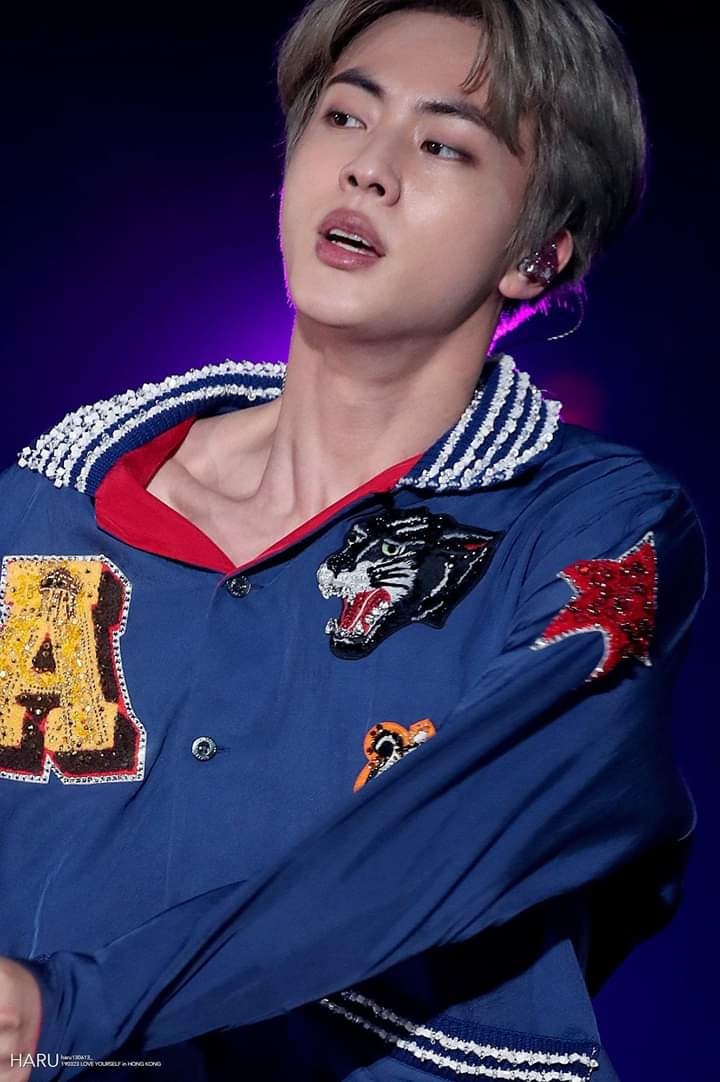 KSEOK92's tweet photo. Será que abra un perrera para controlar estás perras ganas de querer AAAAAHHH https://t.co/QAOmJoscjO