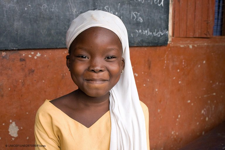 UNICEFEducation's tweet photo. Education provides children with a ladder out of poverty and a path to a stable and promising future.🌱

#ForEveryChild, inclusive &amp; quality education. 📚✏️🙌 https://t.co/cFa2fDevaD