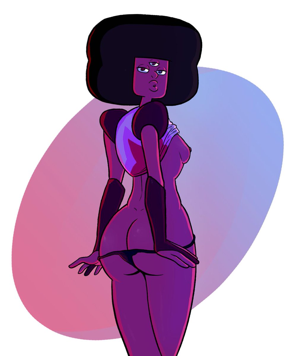 Garnet thicc af.