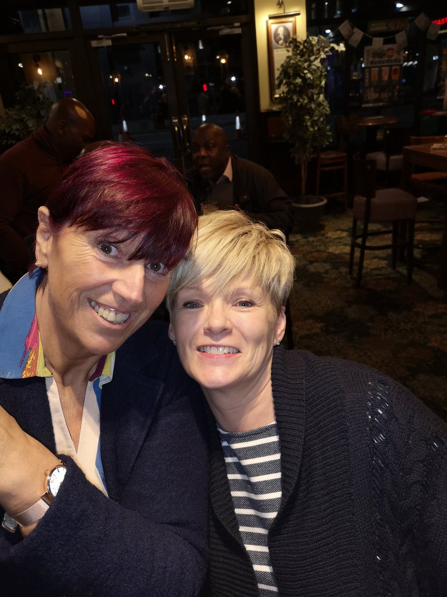 ChrisWi61187899's tweet photo. Partying with the
@smartassessor squad  @wetherspoons in Birmingham https://t.co/z1RsuKintA