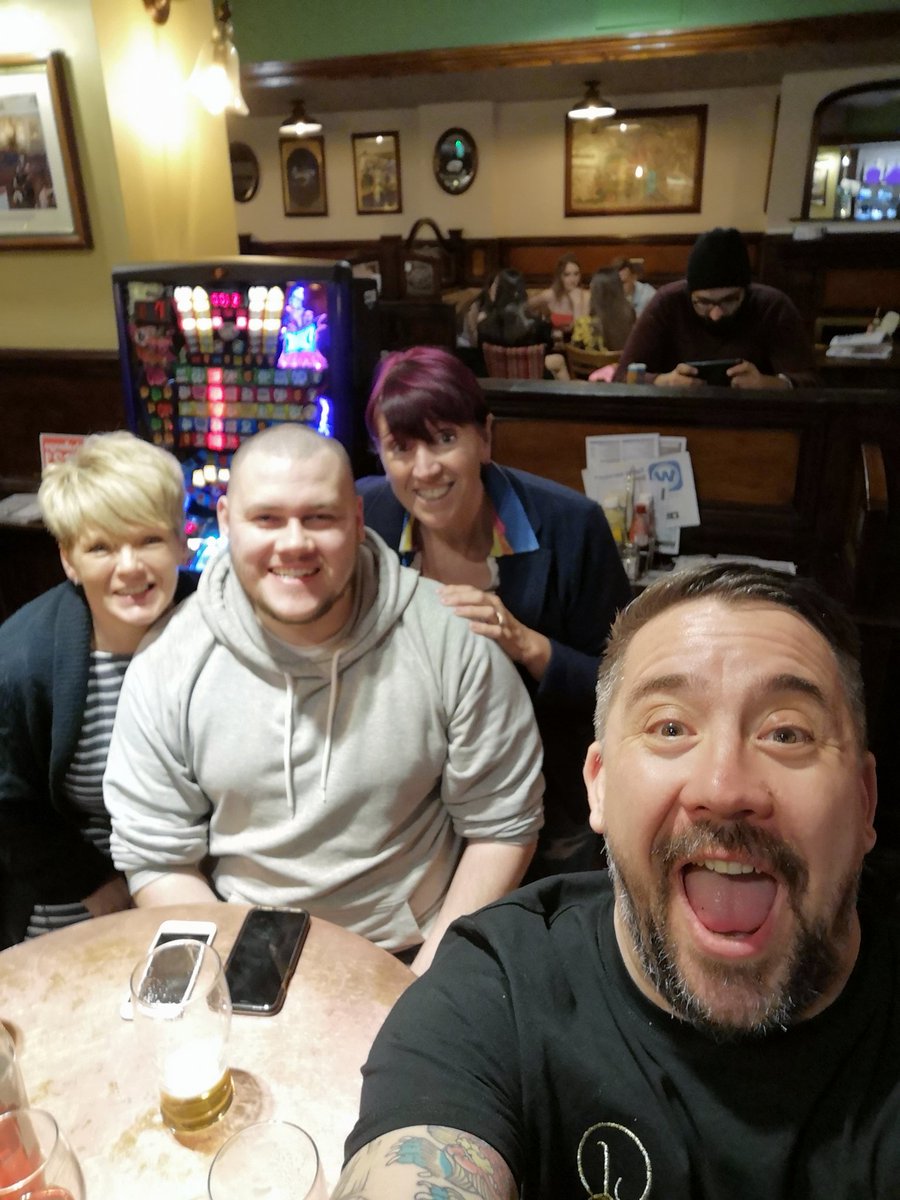 ChrisWi61187899's tweet photo. Partying with the
@smartassessor squad  @wetherspoons in Birmingham https://t.co/z1RsuKintA