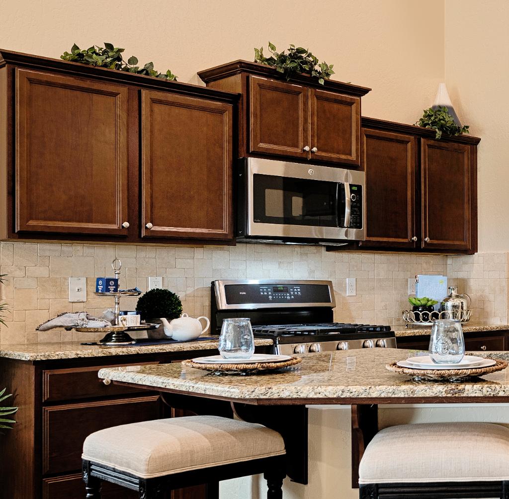 LennarCentralCA's tweet photo. Haven't gone to the store but need to feed your family? Share your favorite meal for a quick dinner with staples in your pantry! #MidWeekRecipe
Duke ---> https://t.co/glClCTNvNl https://t.co/KkiIsKb2q3