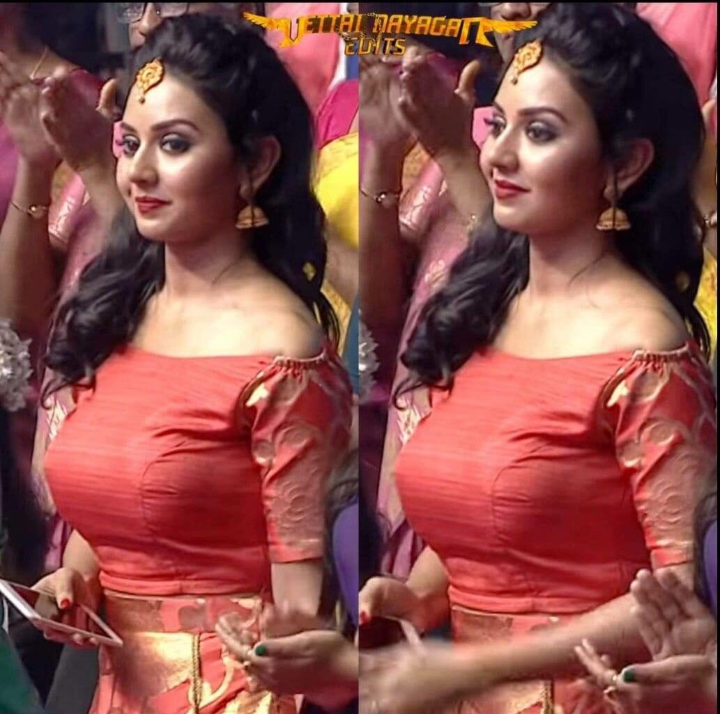 Tamil Serial Hottism on X: Nayagi serial actress VidyaPradeep coconut  boobs 💋❤️👅👄👙 t.coiU3SNVcyvp  X