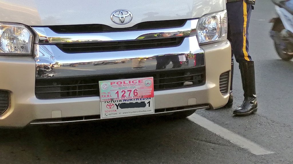 anjo bagaoisan áá á á ááá áá on twitter vehicles sporting commemorative police license plates were also called out and the plates confiscated anjo bagaoisan áá á á ááá áá on