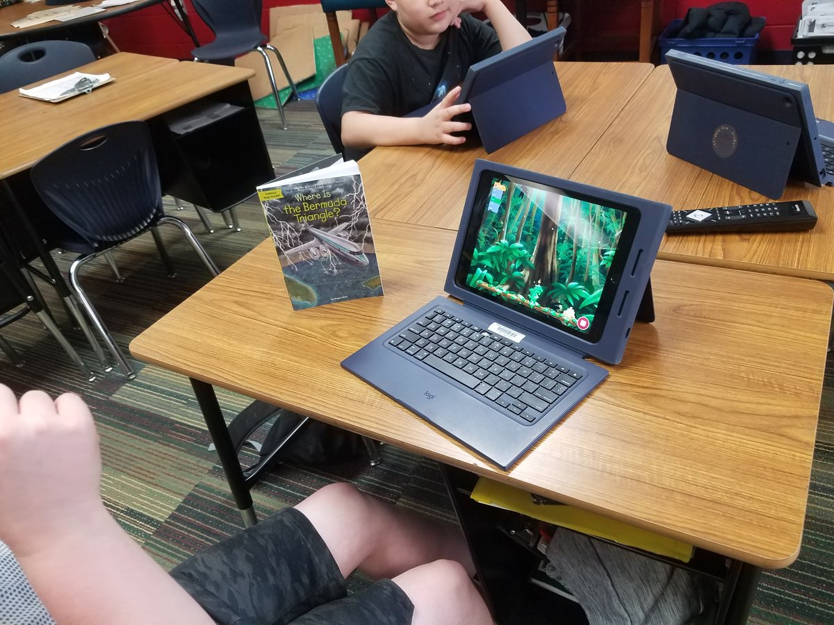 MrsPruenteCCE's tweet image. I LOVE this coding crew! 
2nd through 4th grade learning coding skills through dragon spells in Tynker,  coding club is so much fun! 
#codingatthecastle 
#thisiscce 
#thisismidway 
@CastlemanCreek 
@gotynker