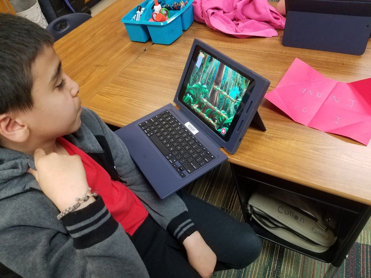 MrsPruenteCCE's tweet image. I LOVE this coding crew! 
2nd through 4th grade learning coding skills through dragon spells in Tynker,  coding club is so much fun! 
#codingatthecastle 
#thisiscce 
#thisismidway 
@CastlemanCreek 
@gotynker