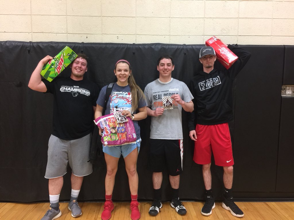AvhsStuco's tweet image. We could not be happier with how our first annual three-on-three BackPack Impact tournament went! Thank you to all the teams and people that came to watch and support this great local organization! #AvTigerPride 💛🖤