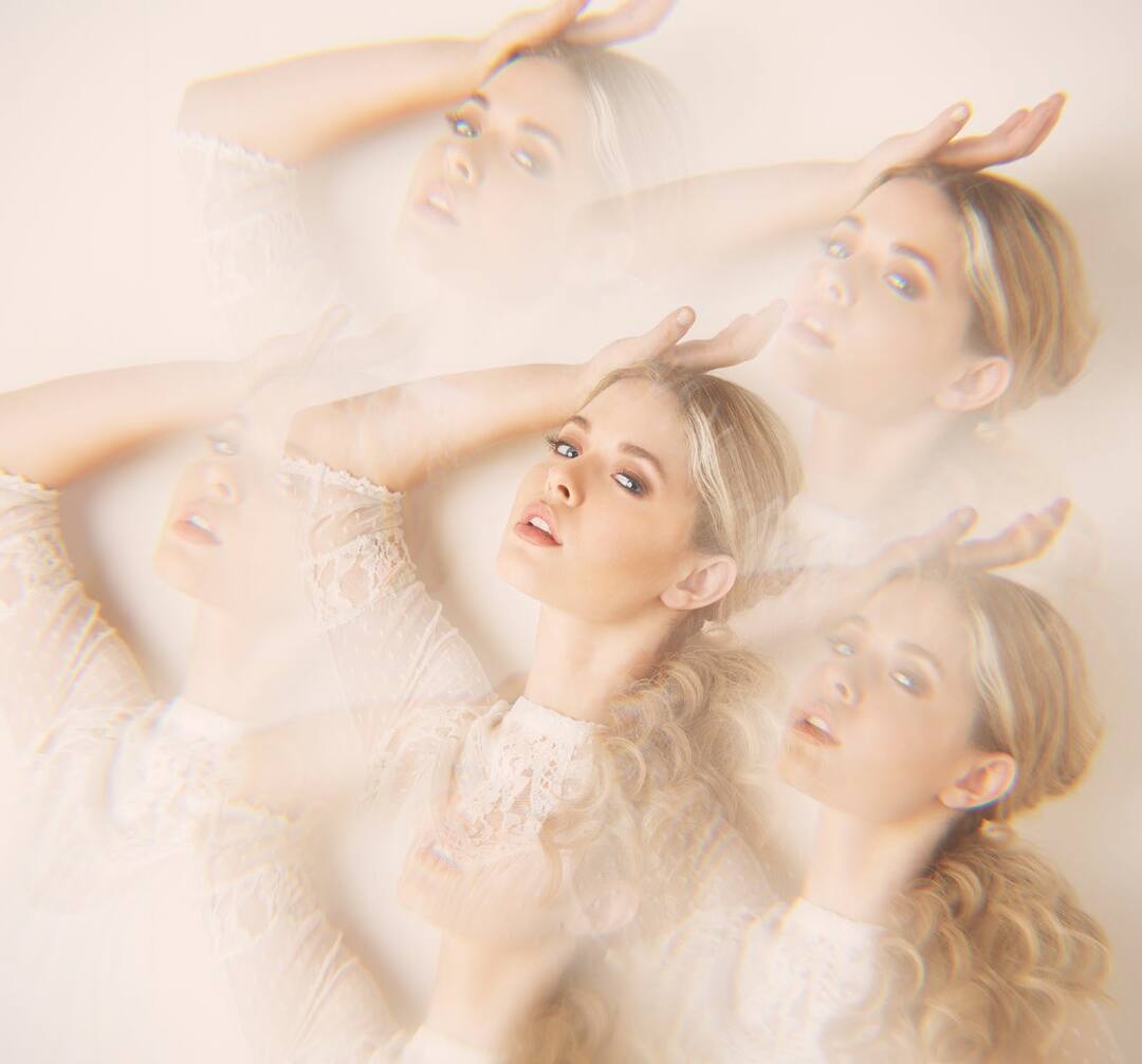 issuu's tweet image. "Someone’s got to shine a light on you and do all the right tricks. [The crew is] a huge part of the show’s success.”
Are you tuning in to #ThePerfectionists tonight? Catch #PLL star @SashaaPieterse on Issuu Stories: issu.co/2F6mMlK