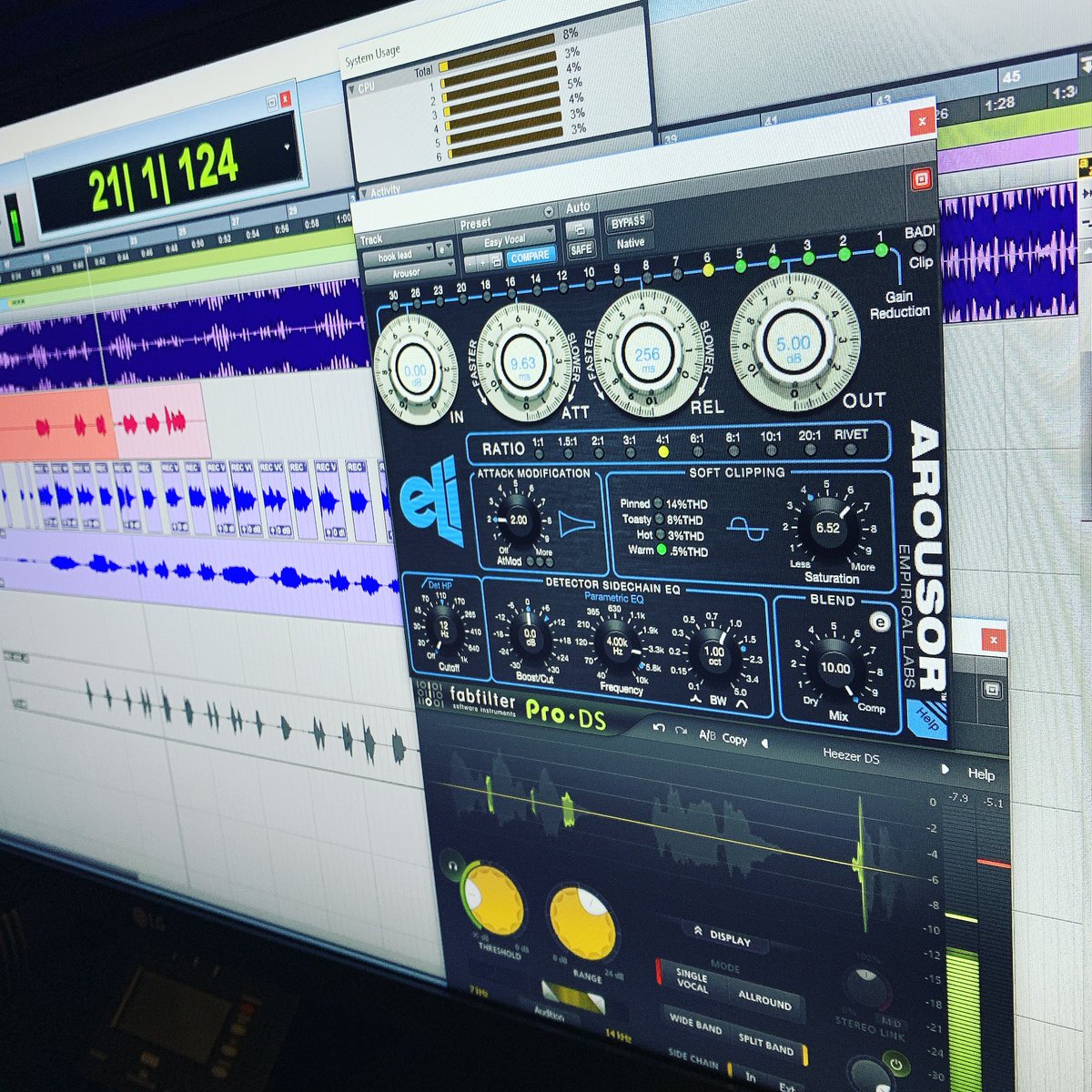 HeezOnFire's tweet photo. #FullyAroused... really liking the 🆕🆕 from @EmpiricalLabs. Probably the closest sounding plug-in to the the real Distressor I’ve used/heard. Shouts out to @MWTM_Seminars for the insane hookup.
•
#recording #mixing #mastering #northvillage #studio #recordingstudio https://t.co/HPzpJIuPHc