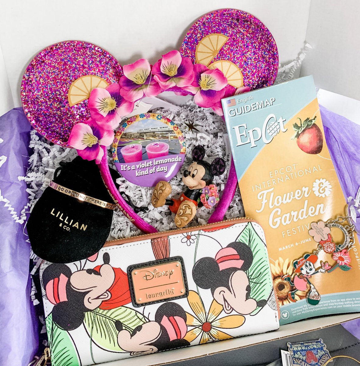 JaMonkey's tweet photo. Words cannot describe how amazing this months @BibbidiBoxes is! #FreshEpcot is the theme (with a surprise Star Wars) and all the #VioletLemonade is fantastic! Best box I've ever received. Use coupon code JAMONKEY to save $7 on your first box #brandpartner https://t.co/lNyx4sYLaQ