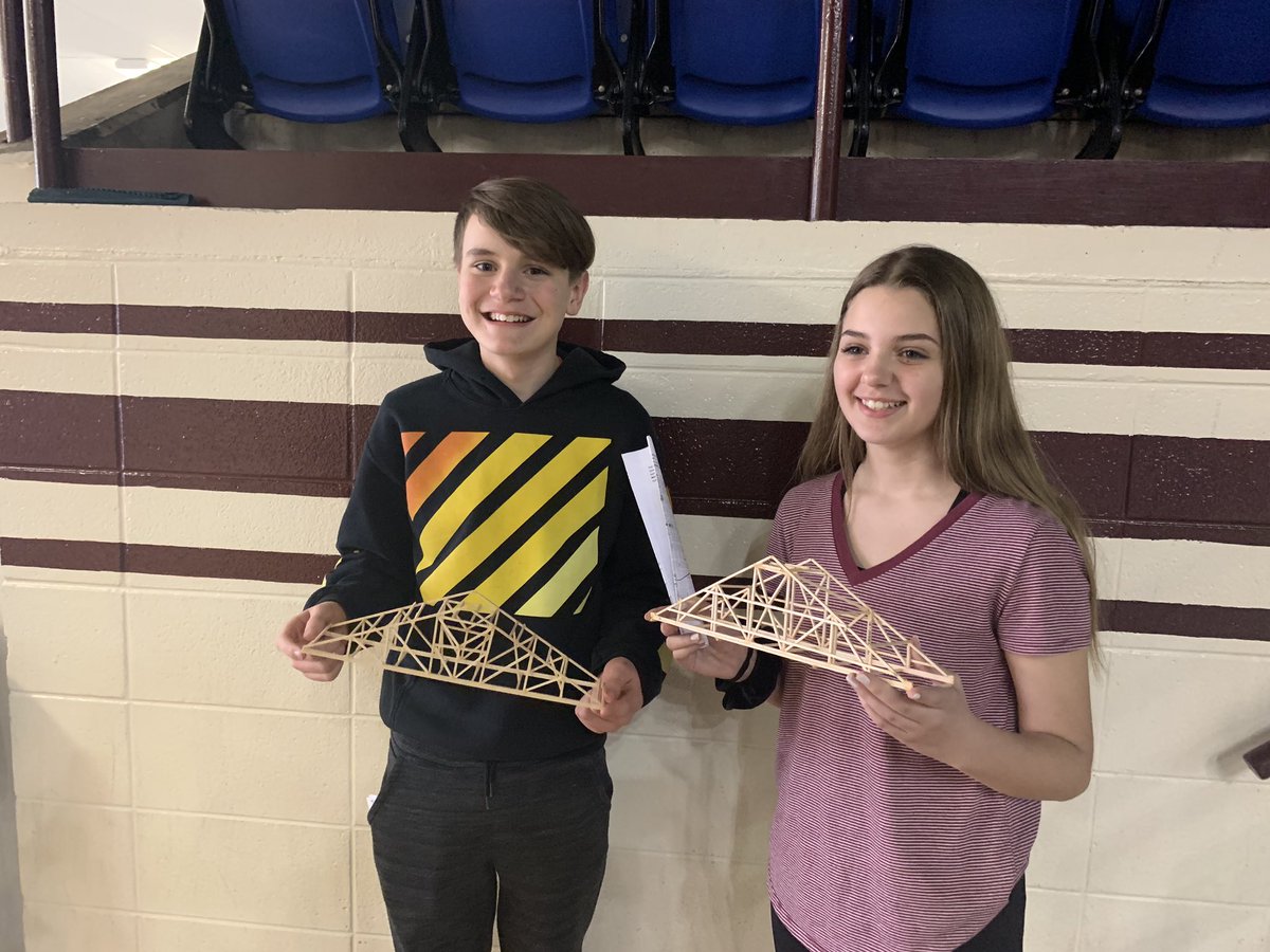 April Thompson tweet media