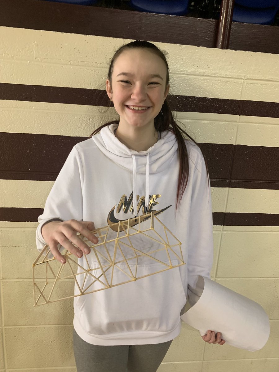 April Thompson tweet media