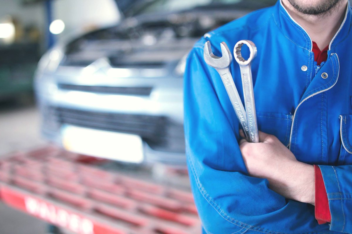 CrowleyAuto's tweet photo. Spring into Service Specials at Crowley VW! 
Schedule your appointment today for 10% off any service: https://t.co/4SiXPQdQqv. https://t.co/NDthM8nWUm