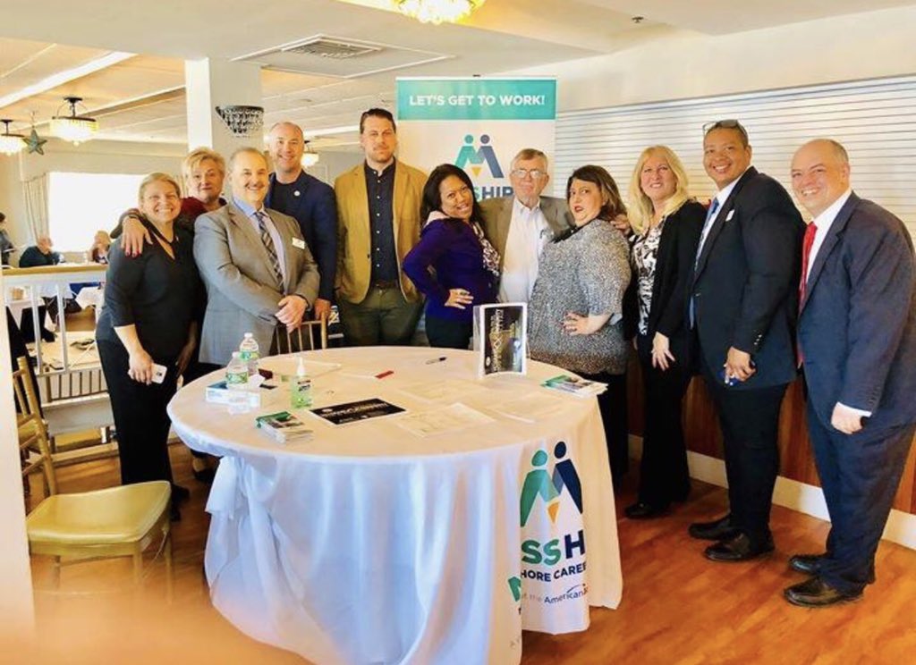 InnovateGlosta's tweet photo. Mayor @STheken and the City of Gloucester joined a packed house for the MassHire North Shore Career Center #JobFair in #GloucesterMa .
Thank you to our partners at @nswib and #MOBD for putting this successful event on.
#MAEcodev #Econdev #CapeAnn https://t.co/Hnja67Cv9j