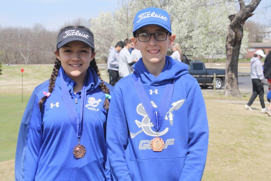 chieftaincircle's tweet image. A Perez finishes 4th and J. Ward takes 3rd place at Sapulpa Jr High Golf Invitational