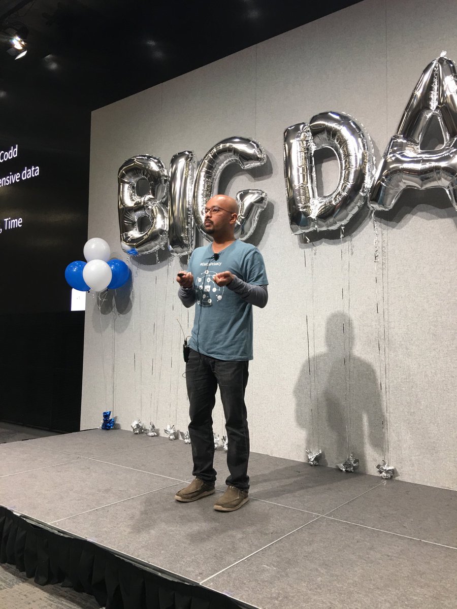 raviaring's tweet photo. Full house for Big Data Meetup. #superchargedOLAP https://t.co/JSObiKmkuq