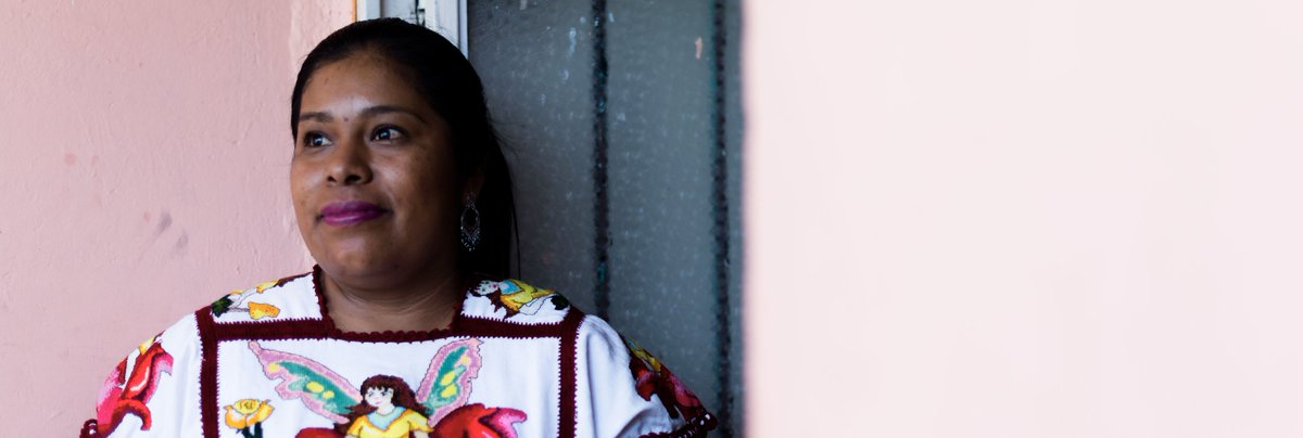 PxMexicanos's tweet photo. Me siento muy orgullosa de mis raíces. Ese es mi origen y es lo que más me apasiona, mis bordados…  Y sí, me siento muy orgullosa de ser mujer, de ser de una comunidad indígena, de ser mamá y de poder ayudar a otras personas. https://t.co/raG9R0q3nw #Mujer #OrgulloMexicano https://t.co/tTgHk9glrw
