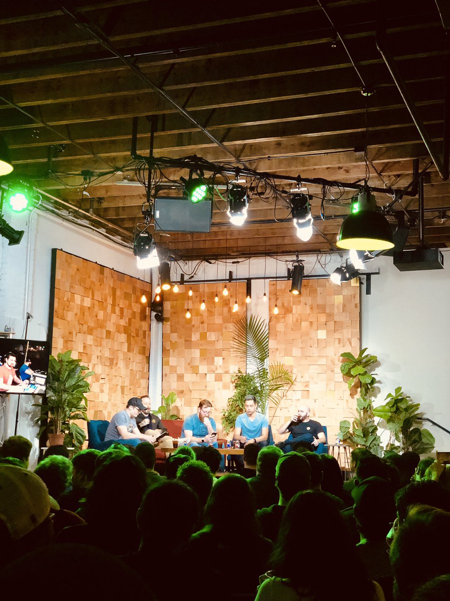 NickySarky's tweet photo. Pretty bomb seats for #OffTopicLive not gonna lie @jack_p @AlfredoPlays @JeremyNDooley @GeoffLRamsey @AH_Michael @AchievementHunt https://t.co/7UKXgMVXPt