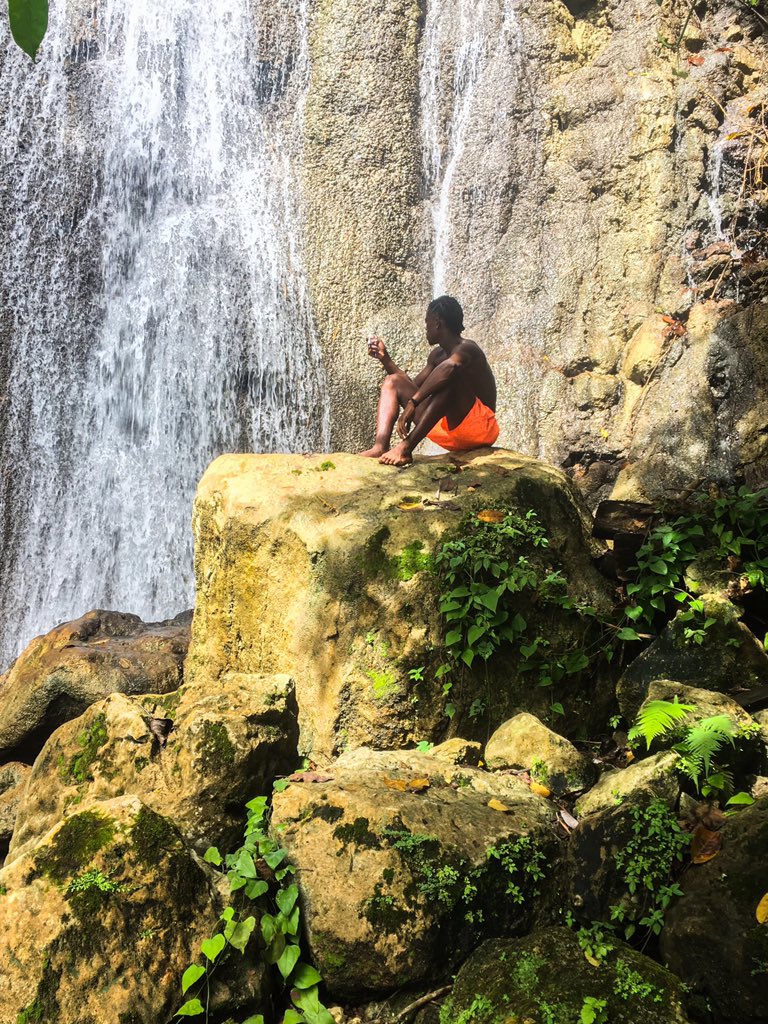 AntsBoulevard's tweet photo. @BoulevardBoyzz 1st Pic Errol Flynn Marina 
2nd Old Train Tunnel 
3rd Blue Lagoon
4th Cornwall Barracks 
All In Portland, Jamaica 🇯🇲 https://t.co/9tzyZZmMeu